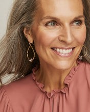Load image into Gallery viewer, Presleigh Love Knot Open Frame Earrings in Bright Silver