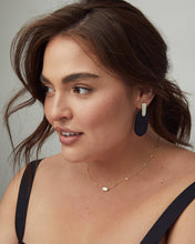 Load image into Gallery viewer, Fern Pendant Necklace In Gold