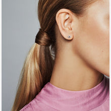 Load image into Gallery viewer, My Nature Single Stud Earring