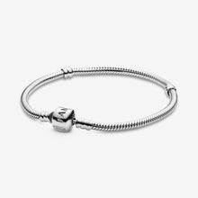 Load image into Gallery viewer, Pandora Moments Snake Chain Bracelet