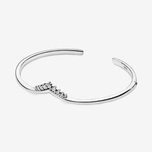 Load image into Gallery viewer, Tiara Wishbone Open Bangle