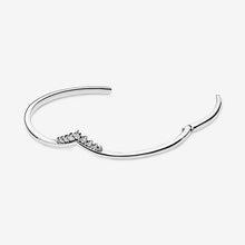 Load image into Gallery viewer, Tiara Wishbone Open Bangle