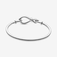 Load image into Gallery viewer, Infinity Knot Bangle