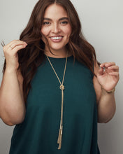 Load image into Gallery viewer, Phara Necklace in Gold
